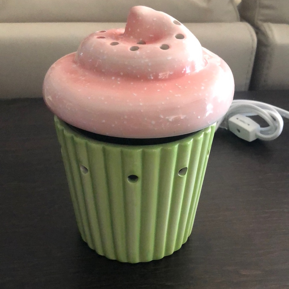 Cupcake Scentsy Warmer